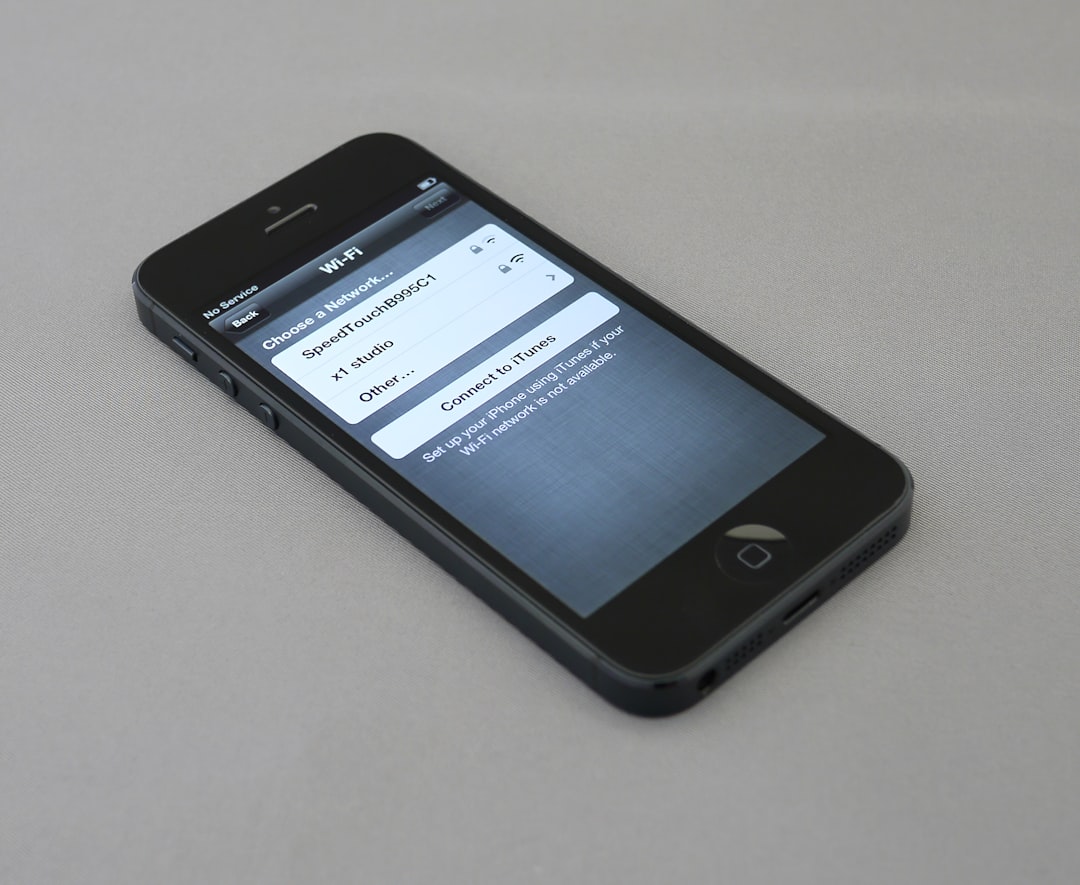 black iPhone 5